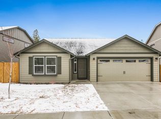 1268 W Hill Ave, Sisters, OR 97759