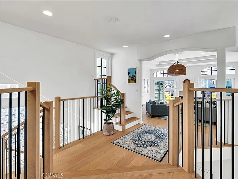 1021 Avenue D — Photo 44