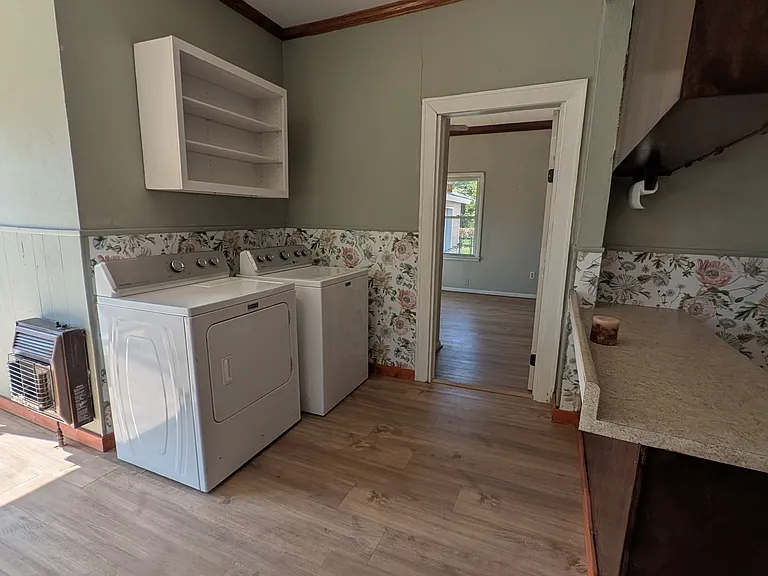 531 W Wallace St — Photo 12