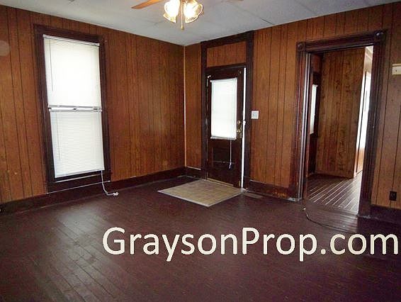 2nd image of 1123 Union St
