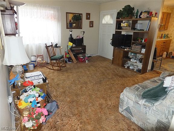 2nd image of 4307 Buechner Ave
