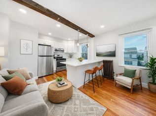 89-14 250th St #2A, Bellerose, NY 11426