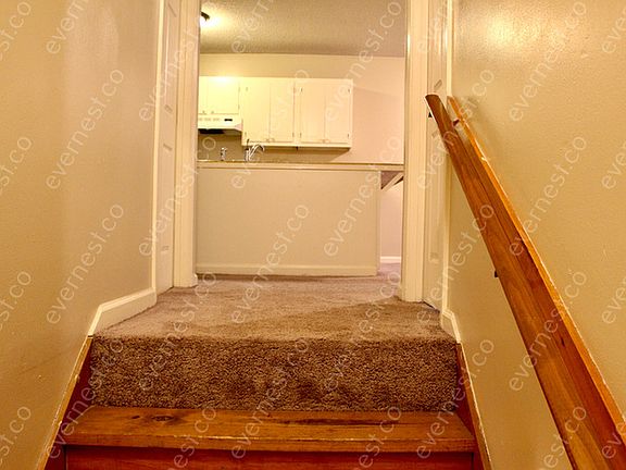 3rd image of 1000 N Red St APT 7
