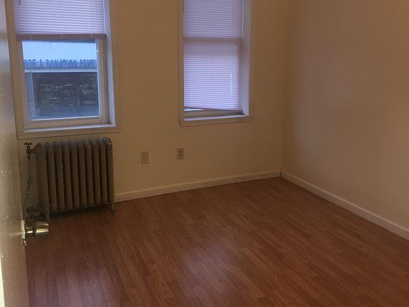 4th image of 2814 Kennedy Blvd Ste 1