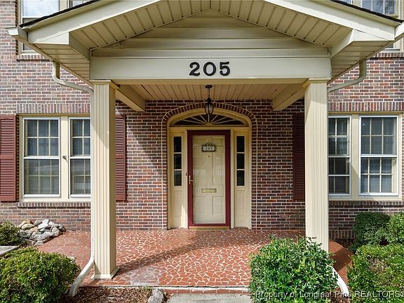 5th image of 205 Woodside Ave