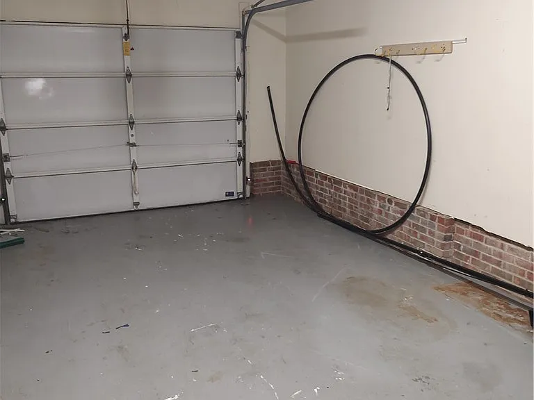 1728 Empress Ln — Photo 16
