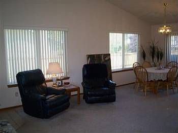 3rd image of 5317 138th St NE