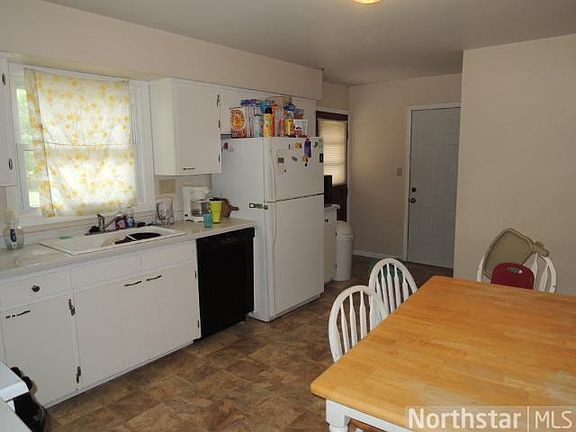 2nd image of 505 Mill Ave NE