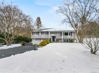 2786 Easton Tpke, Fairfield, CT 06825