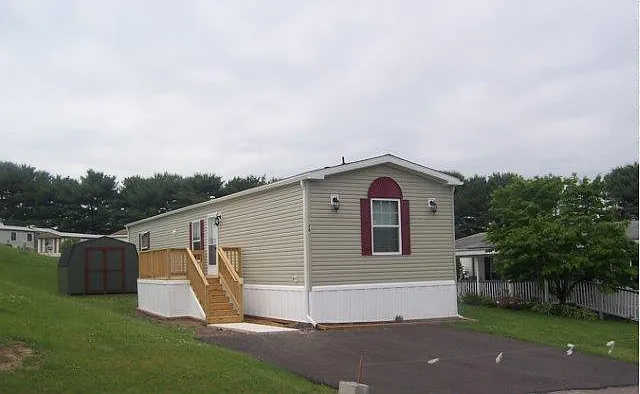 Brookside Village — Photo 15