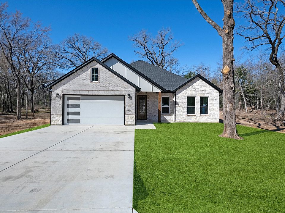 1st image of 113 Lakeview Dr