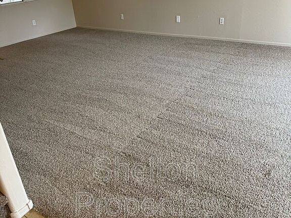 2nd image of 12532 W Myer Ln