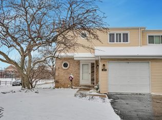 211 W Manor Dr, New Lenox, IL 60451