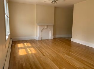 428 E 3rd St #1R, Boston, MA 02127