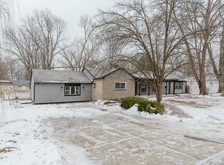 5755 Woodside Dr, Indianapolis, IN