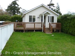 1946 16th St, North Bend, OR 97459