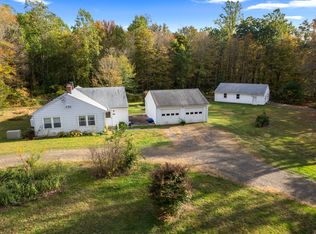 5 Sillimanville Rd, East Hampton, CT 06424