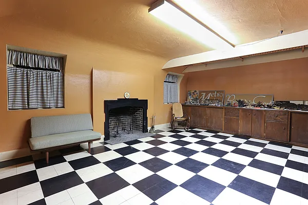 Sold by Terrace Sotheby's International Realty | media 12