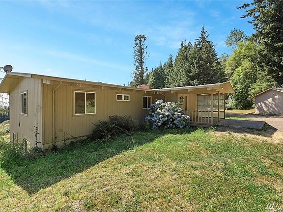 3rd image of 37215 NW Hillis Hill Rd