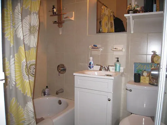 Rented by Alexiou Realty | media 5