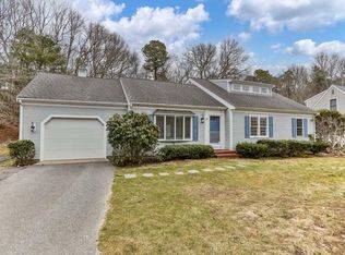 88 Holder Ln, West Barnstable, MA 02668