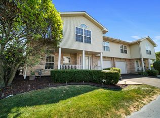 7247 Honey Locust Dr #7247, Justice, IL 60458