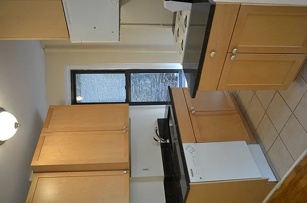 Rented by Vickers Realty | media 15