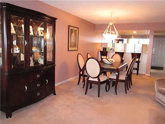 4th image of 201 S Seas Dr APT 405