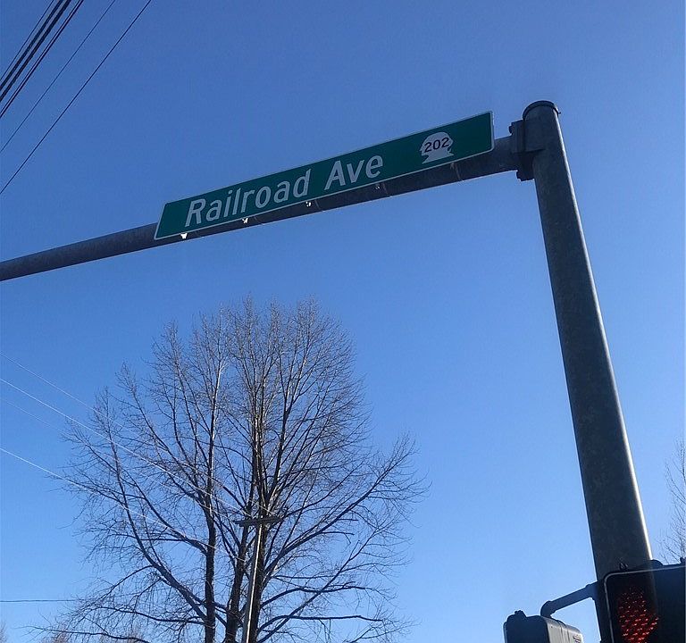 2nd image of 39153 SE Snoqualmie-north Bend Rd