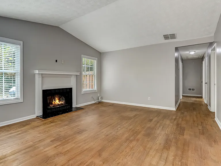 323 Farm Place Ct NE — Photo 9