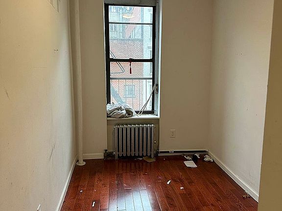 5th image of 108 Madison St #12
