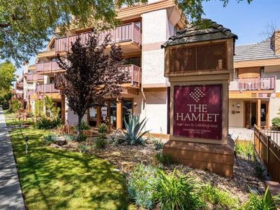 4151 El Camino Way APT J, Palo Alto, CA, 94306