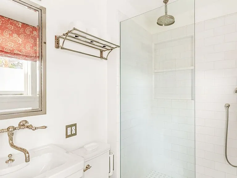 1711 Linden Ave — Photo 18