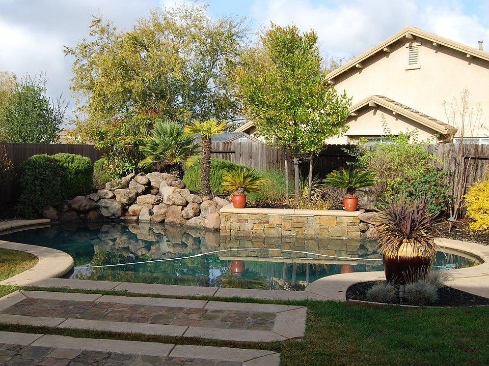 1st image of 472 Leighton Ct