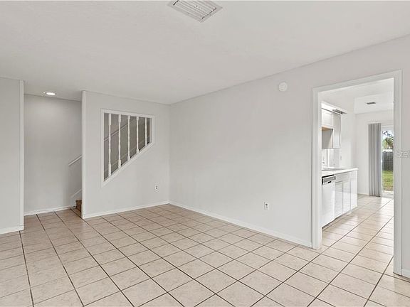 4th image of 5474 Peaco Pl