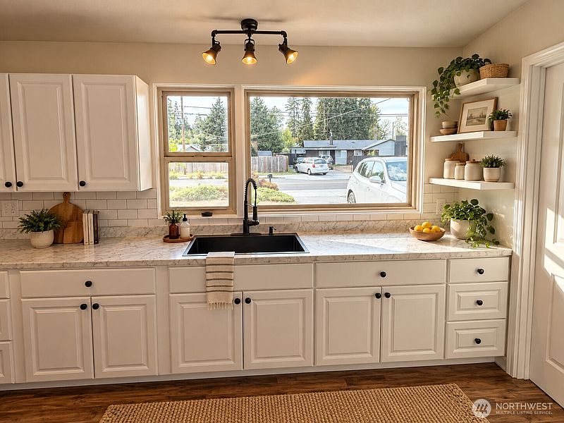 2nd image of 9015 Hipkins Road SW