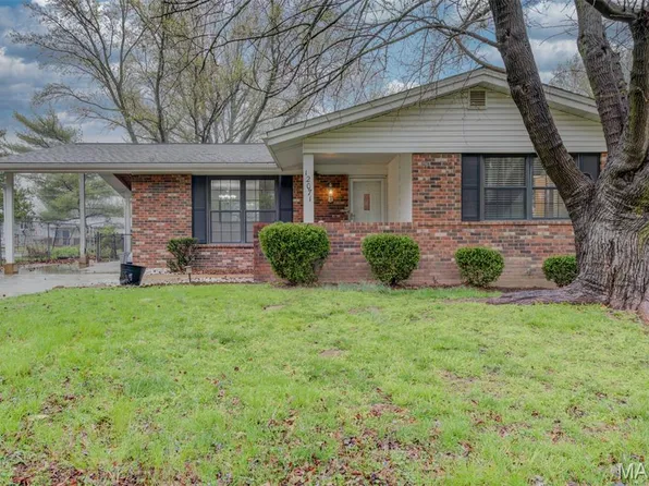 12071 Ameling Rd, Maryland Heights, MO 63043