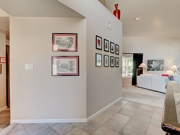 4th image of 3216 E Ashurst Dr