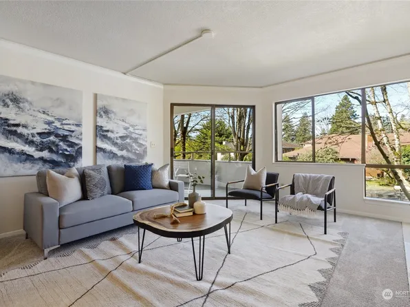 401 100th Avenue NE #225, Bellevue, WA 98004