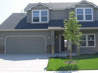 3724 N McKinley Park, Meridian, ID 83646