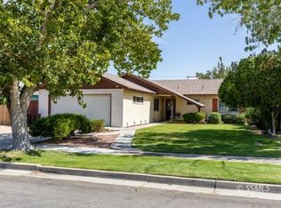 314 S Desert Candles St, Ridgecrest, CA 93555