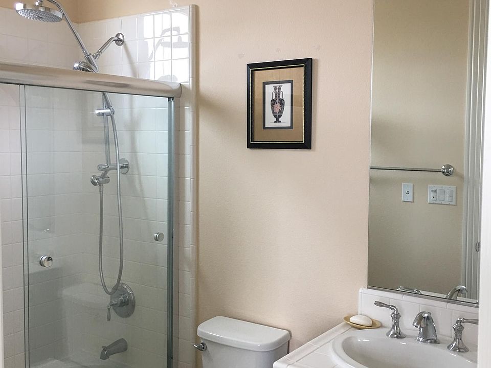 2nd image of 2455 Wellspring St