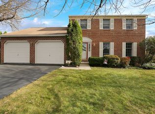 828 Hearthstone Ln, Reading, PA 19608