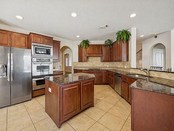 4th image of 4635 Countrymeadows Dr