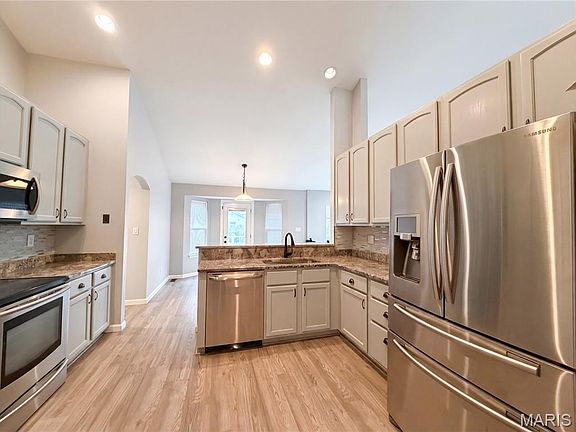 2nd image of 16802 Enderbush Ln
