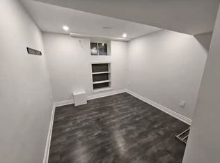 6911 Gracefield Dr #0, Mississauga, ON L5N6T7