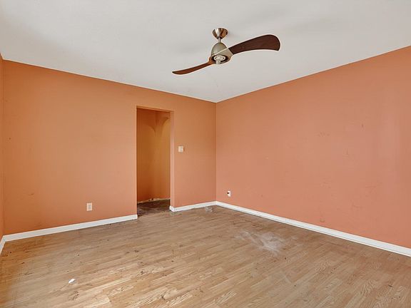 2nd image of 1707 Carney Ave