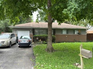 16517 Sawyer Ave, Markham, IL 60428