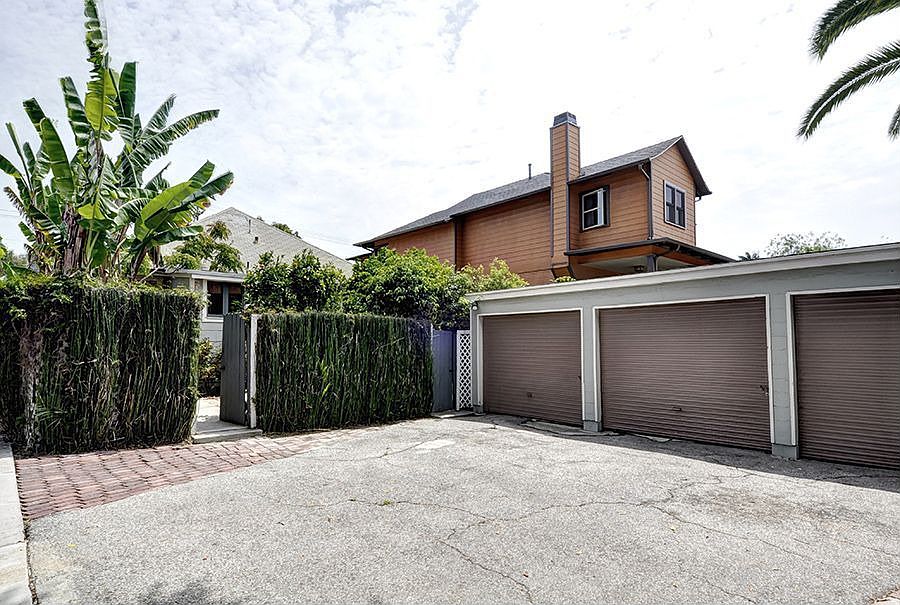 2nd image of 329 N Gertruda Ave