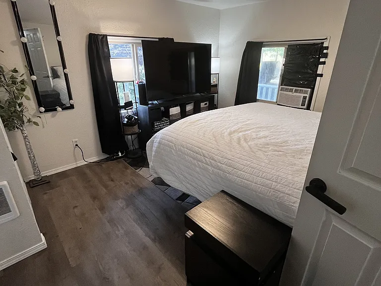 101 E Wood Ln — Photo 13